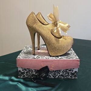 Gold High Heel Platform Shoes